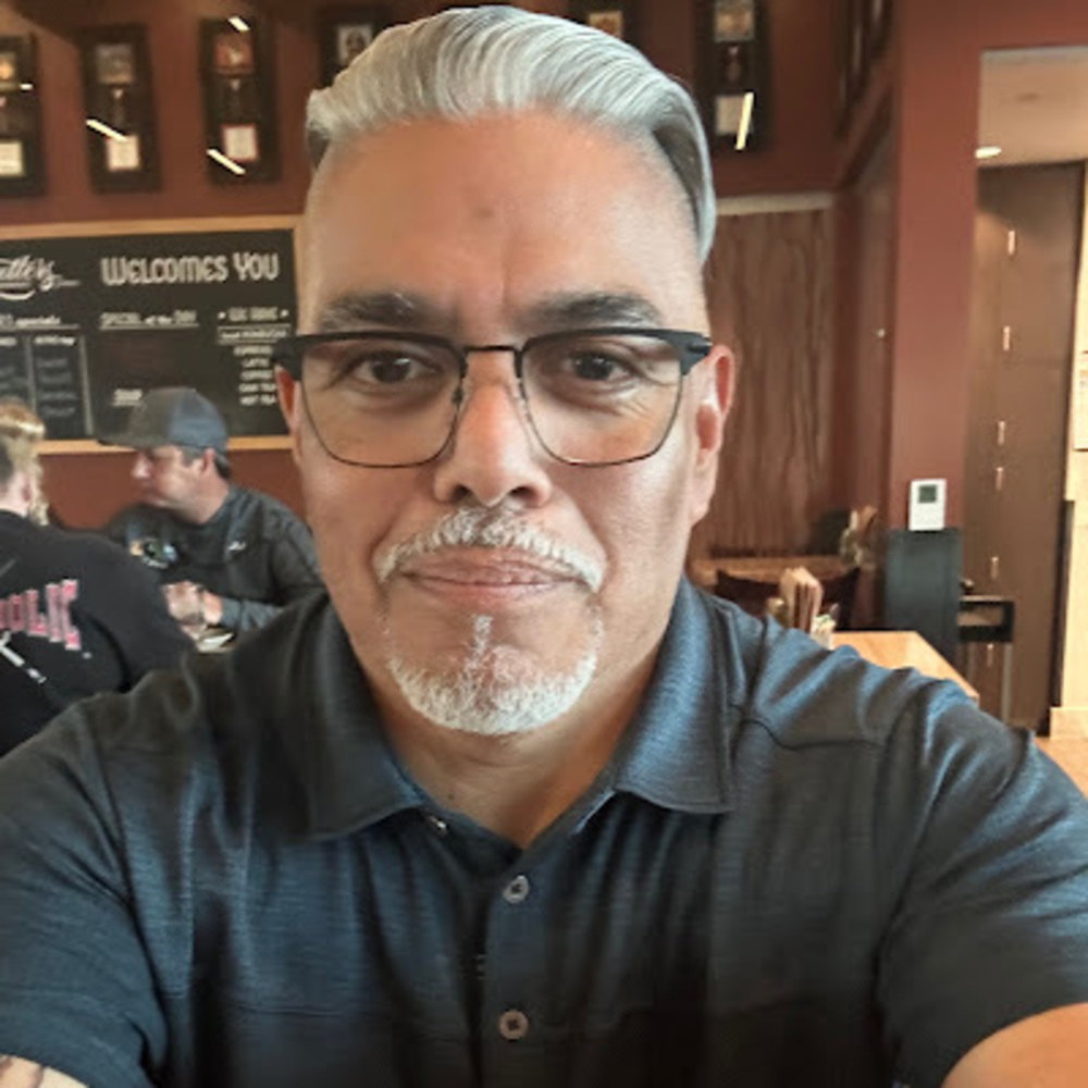 Meet your Posher, Eddie